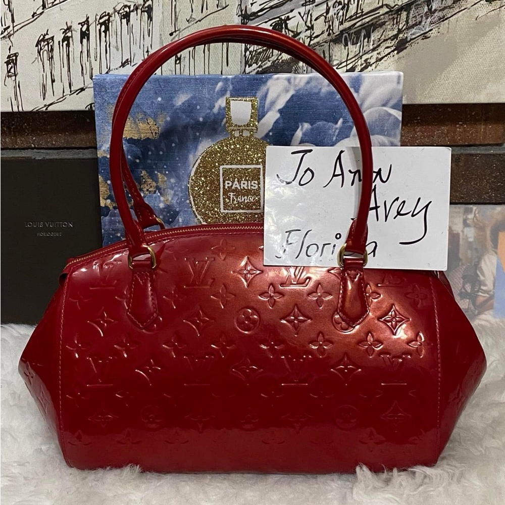 💕💕💕SOLD💕💕💕

🤩🤩RED SHEERWOOD GM VERNIS BAG🤩🤩